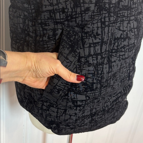 🖤 CALVIN KLEIN Performance Textured Puffer Vest – Black – Size L - Picture 5 of 10